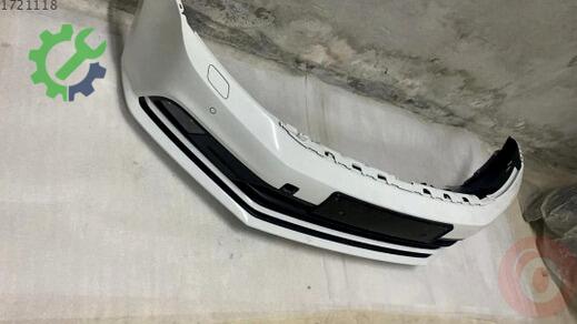Volkswagen Jetta Ön Tampon 5C6807217M çıkma parça