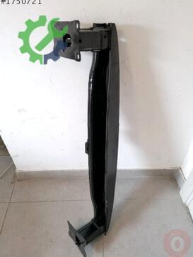 Volkswagen Jetta Tampon Demiri 5C6807311 çıkma parça