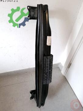 Volkswagen Jetta Tampon Demiri 5C6807311 çıkma parça