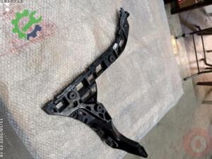 Volkswagen Jetta Orijinal Çıkma Tampon Braketi 5C6807394C