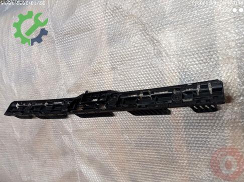 Volkswagen Jetta Tampon Braketi 5C6807863B çıkma parça