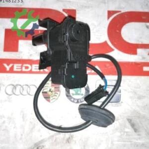 Volkswagen Polo 2021 Çıkma Depo Kapağı 5C6810773H