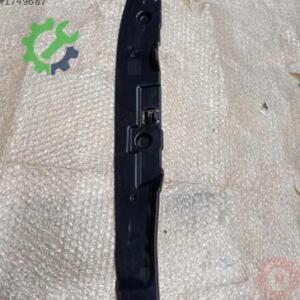 Çıkma Volkswagen Jetta Tampon Braketi 5C6821111A