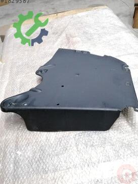 Volkswagen Jetta Tabla 5C6825205 çıkma parça