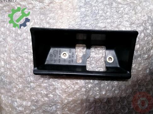 Volkswagen Jetta Bagaj 5C6827229A çıkma parça