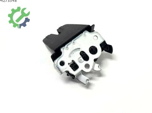 Volkswagen Jetta Bagaj Kilidi 5C6827505G çıkma parça