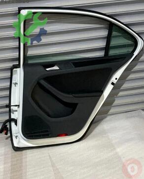 Volkswagen Golf Kapı 5C6833056E çıkma parça