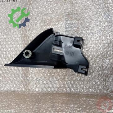 Volkswagen Jetta Kapı Döşemesi 5C6837974 çıkma parça