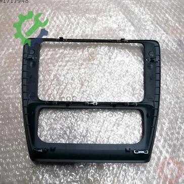 Volkswagen Jetta Gösterge Çerçevesi 5C6858069D çıkma parça