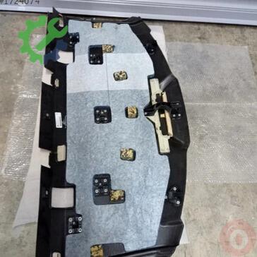 Volkswagen Jetta Bagaj 5C6863413R çıkma parça