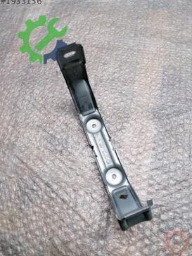Volkswagen Golf Tampon Braketi 5C6863532A çıkma parça