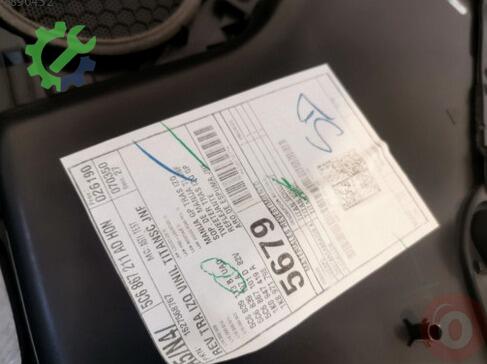 Volkswagen Jetta Kapı Döşemesi 5C6867211AD çıkma parça