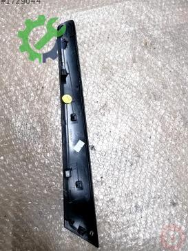 Volkswagen Golf Kapı Çıtası 5C6867440C çıkma parça