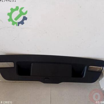 Volkswagen Jetta Bagaj 5C6867605A çıkma parça