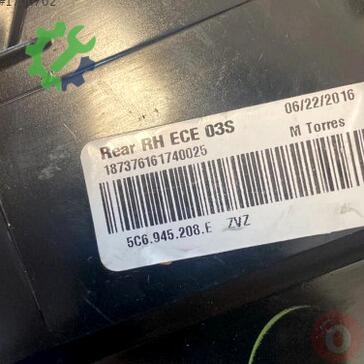 Volkswagen Jetta Stop 5C6945208E çıkma parça