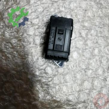 Volkswagen Jetta Anahtar/kumanda 5C6962125 çıkma parça
