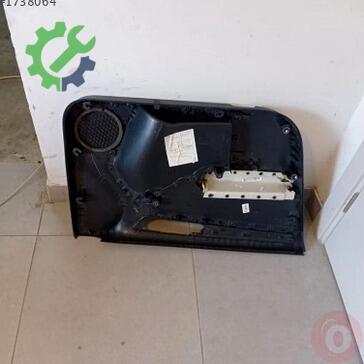 Volkswagen Jetta Kapı Döşemesi 5C7867012 çıkma parça