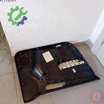 Volkswagen Jetta Kapı Döşemesi 5C7867012 çıkma parça