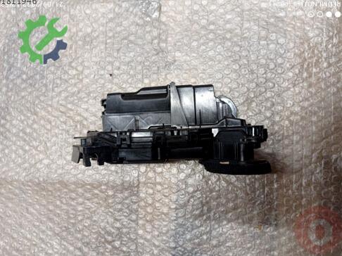 Volkswagen Passat Kapı Kilidi 5TA839016D çıkma parça