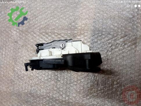 Volkswagen Arteon Kapı Kilidi 5E1837016 çıkma parça