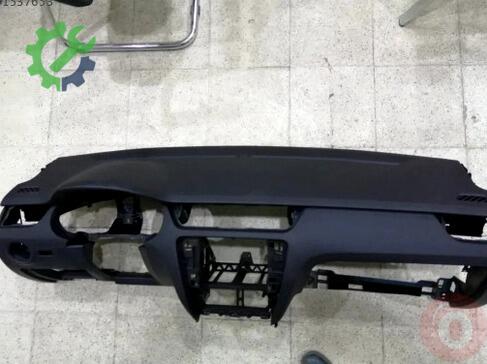 Skoda Octavia Torpido 5E1857007AA çıkma parça