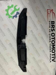 5F0853655 SEAT LEON ÖN PANEL ÜST PLASTİK