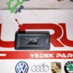 Volkswagen Golf 2021 Çıkma Çakmaklık 5G0035222K