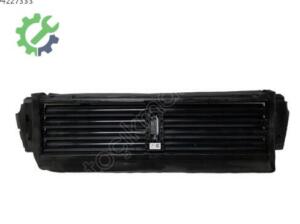 Çıkma Volkswagen Golf Tampon Izgarası 5G0122327B