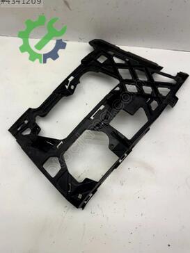 Volkswagen Golf Tampon Braketi çıkma parça
