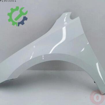 Volkswagen Golf Çamurluk 5G0821106A çıkma parça