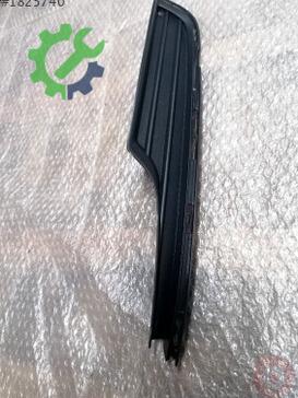 Volkswagen Golf Sis Farı Çerçevesi 5G0853665A çıkma parça