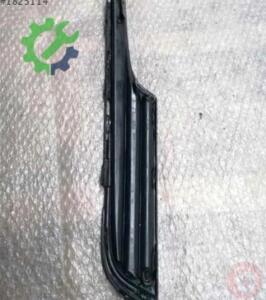Çıkma Volkswagen Golf Sis Farı Çerçevesi 5G0853666A