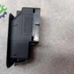 Volkswagen Caddy Orijinal Çıkma Cam 5G0868345
