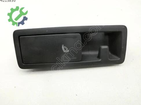 Seat Leon Koltuk 5G0885671F çıkma parça