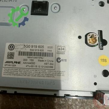 Volkswagen Golf Multimedya 5G0919605 çıkma parça