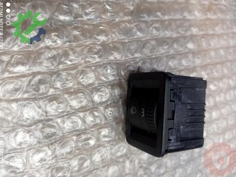 Volkswagen Golf Far 5G0941333B çıkma parça