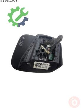 Volkswagen Golf Kontrol Düğmeleri 5G0951528A çıkma parça