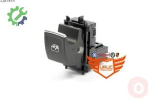 Çıkma Volkswagen T-Roc Cam 5G0959855L