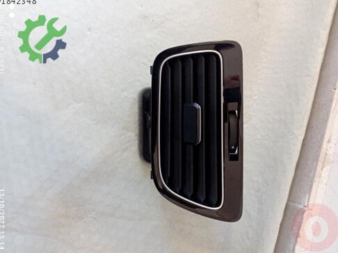 Volkswagen Golf Havalandırma Izgaraları 5G1819704R çıkma parça