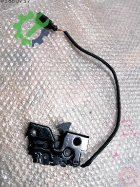 Volkswagen Golf Kaput 5G1823509B çıkma parça
