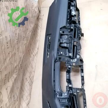 Volkswagen Golf Torpido çıkma parça