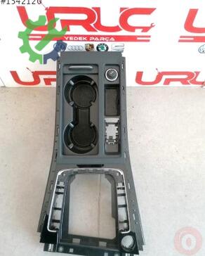 Volkswagen Golf Torpido 5G1864263AS çıkma parça
