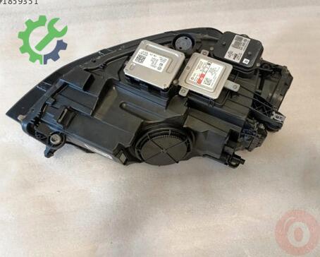 Volkswagen Golf Far 5G1941751 çıkma parça