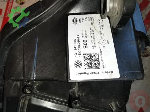 Volkswagen Golf Far 5G1941773 çıkma parça