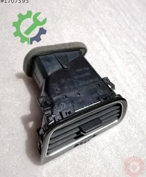 Volkswagen Golf Havalandırma Izgaraları 5G2819703R çıkma parça