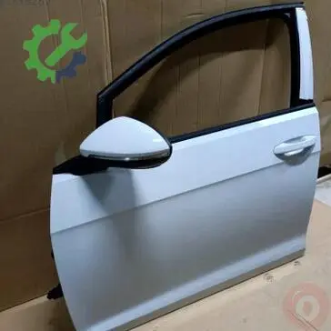 Volkswagen Golf Kapı 5G3831055AN çıkma parça