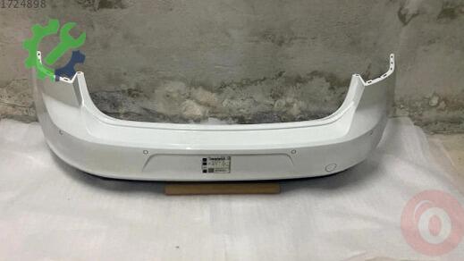 Volkswagen Golf Arka Tampon 5G6807417AQ çıkma parça