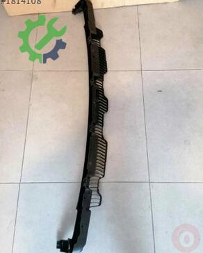 Volkswagen Golf Tampon Braketi 5G6807863C çıkma parça