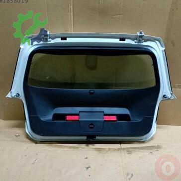 Volkswagen Golf Bagaj 5G6827025AA çıkma parça
