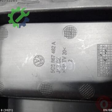 Volkswagen Golf Bagaj 5G6867462A çıkma parça